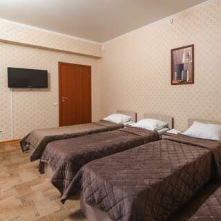 Гостиница Уютная Оренбург 3-местный Эконом-2