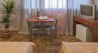 Гостиница Уютная Оренбург Двухместный номер с 1 кроватью или 2 отдельными кроватями-2